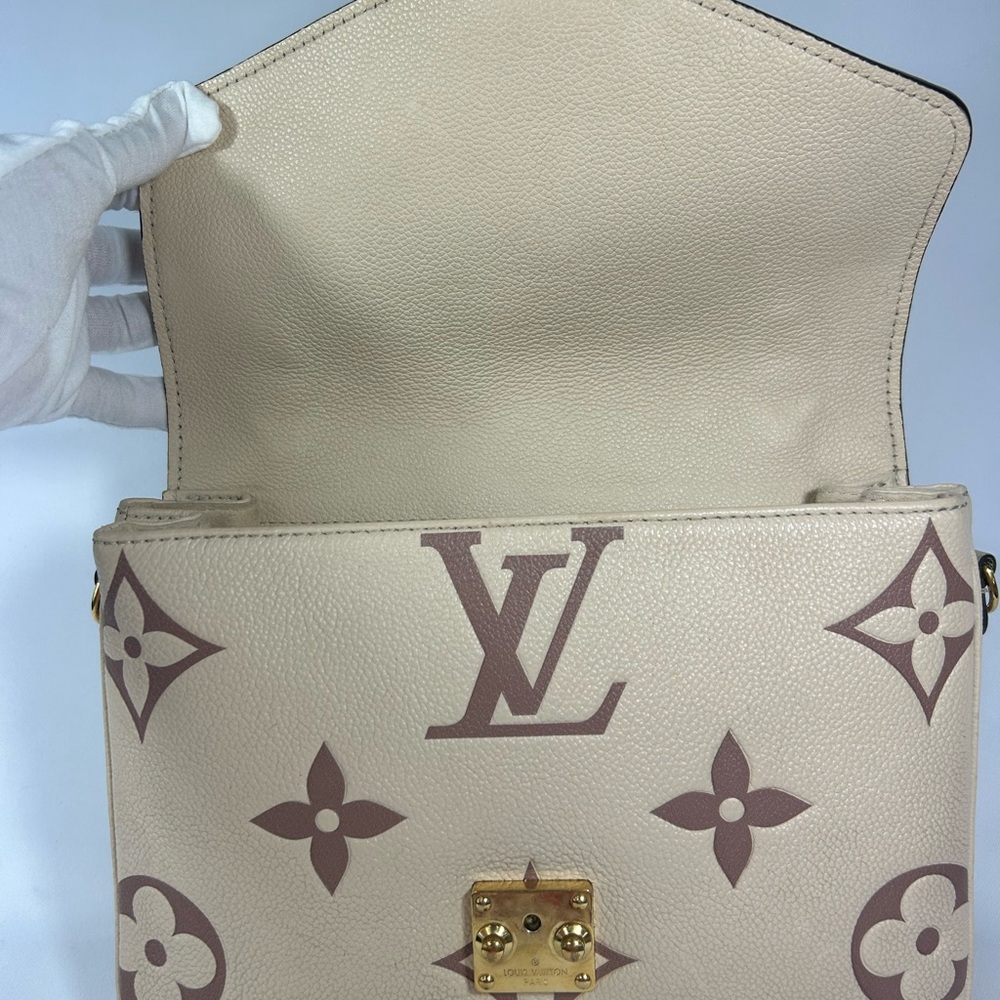 Louis Vuitton Pochette Métis Monogram Implant MM - Picture 6 of 9